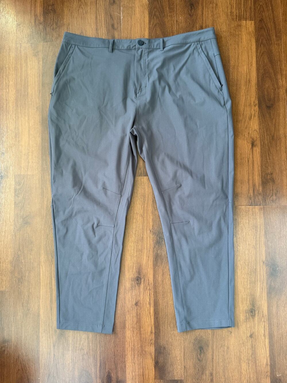 Legends Men's Technichal Performance Chino Pants Gray Sz 40 Travel Business